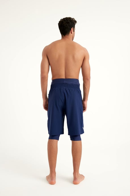 Marina Marineblaue bescheidene Herren-Badeshorts - Image 6