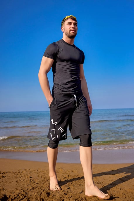 Marina Black Modest Herren-Badeshorts - Image 2