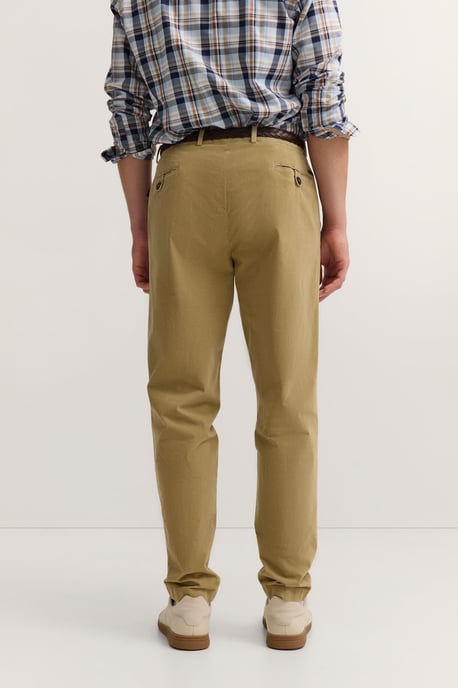 Bugatti Herren Bundfaltenhose aus Luxury Pima Cotton Feincord - Image 2