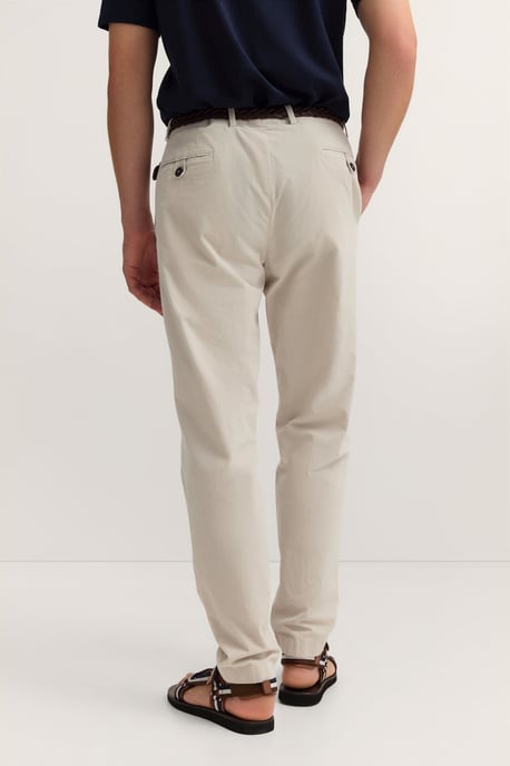 Bugatti Herren Bundfaltenhose aus Luxury Pima Cotton Feincord - Image 2