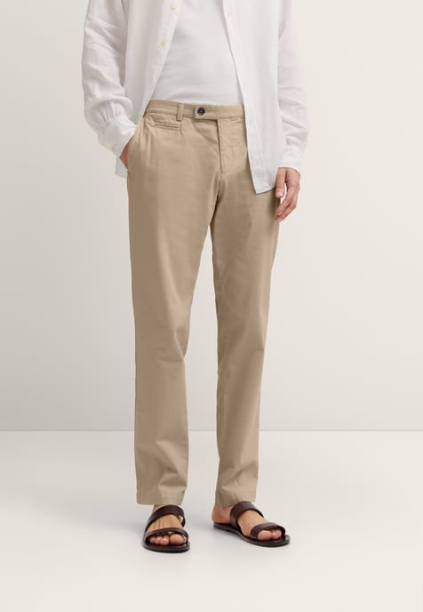 Bugatti Herren Chino aus der DynamicSeries - Image 1