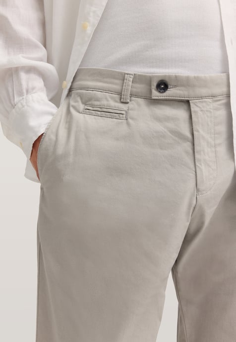 Bugatti Herren Chino aus der DynamicSeries - Image 4