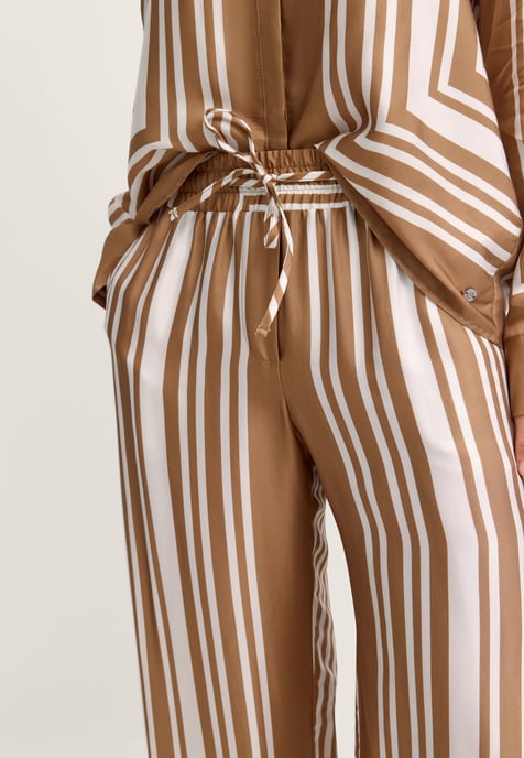 Bugatti Damen Freizeithose mit grafischem Print aus Viskose - Image 5