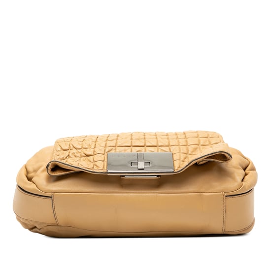 Gebrauchtasche aus Lammleder Watch Me Gauffre mit Klappe und Schulterriemen - Image 3