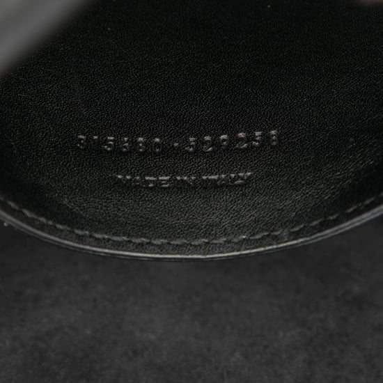 Gebrauchte Mittelgroße Nieten-Leder Betty Schultertasche - Image 6