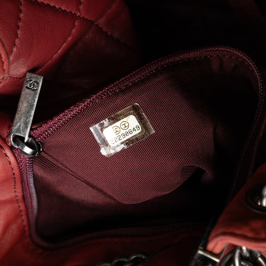 Gebrauchter mittlerer gesteppten Kalbsleder Urban Luxury Kordelzug-Rucksack - Image 5