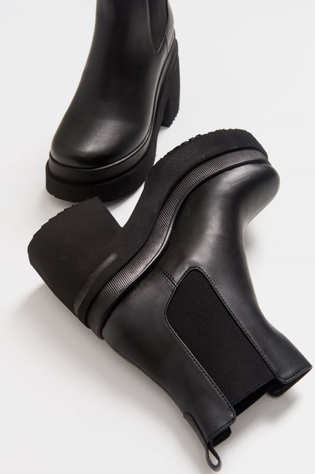 Antwerp Chelsea Boot - Image 5