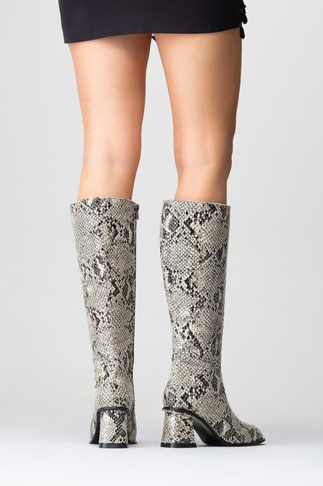 Elly Gemusterter Blockabsatz-Stiefel - Image 6