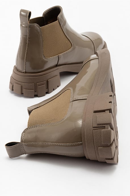 Cafune Lackleder Plateaustiefel - Image 6