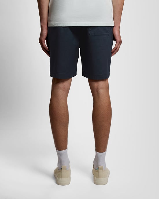 Lyle & Scott Alltags-Shorts - Schwarz - Image 3