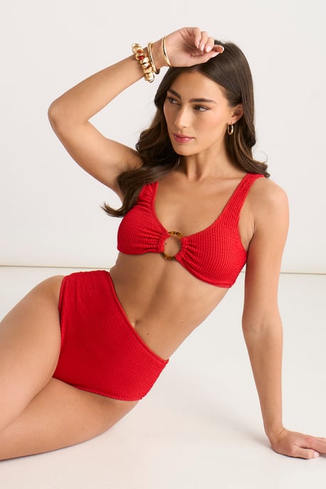 Bikini-Oberteil mit rotem, strukturiertem Ring-Detail - Image 2