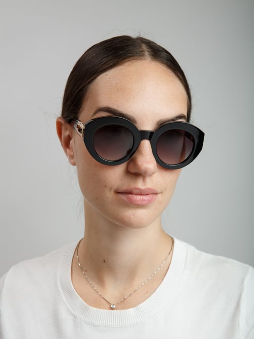Furla Sonnenbrille Glänzend Schwarz - Image 4