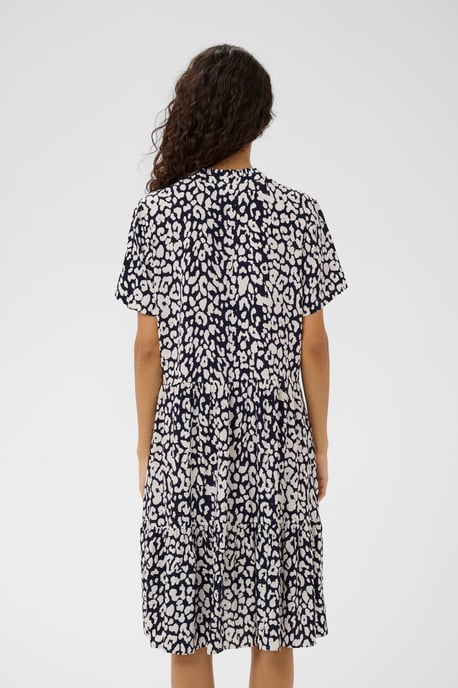 Kleid EdaSZ Kleid Lockere Passform - Image 3