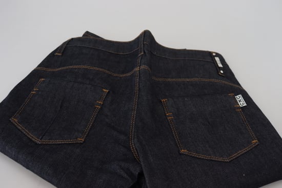 Gerade geschnittene Jeans im klassischen Schnitt - Image 5