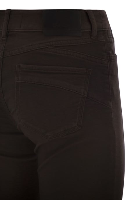 Enna - Jeanshose mit Mini-Flare-Linie - Image 4