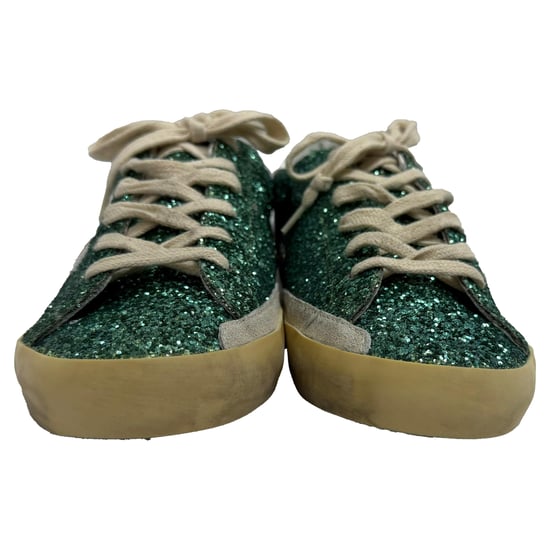 Golden Goose Superstar Abgenutzte Wildleder-gefütterte Sneaker in Grün Glitter - Image 2