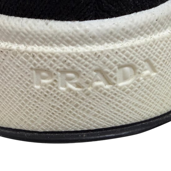 Prada Stricksocken-Sneaker aus schwarzem Polyester - Image 4
