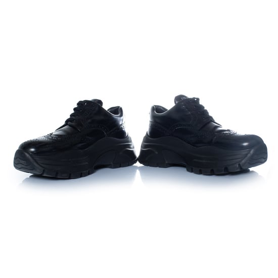 Prada, klobige Brogue-Sneaker in Schwarz - Image 6
