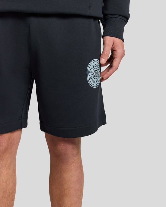 Grafisches Abzeichen Baumwoll-Sweatshorts - Image 3