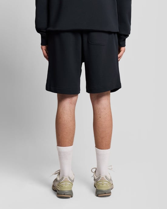 Grafisches Abzeichen Baumwoll-Sweatshorts - Image 4