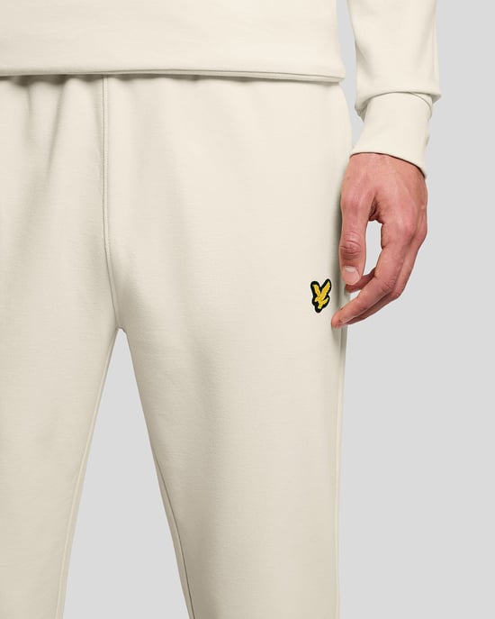 Sportliche leichte Jogginghosen - Image 3