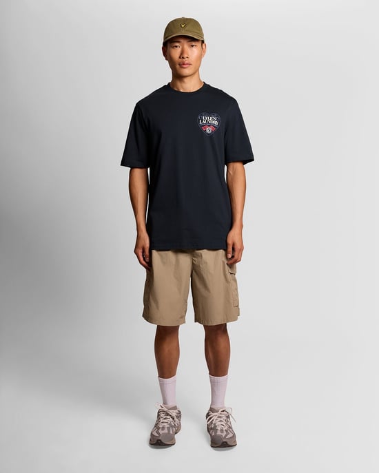 Brustgrafik T-Shirt - Image 2