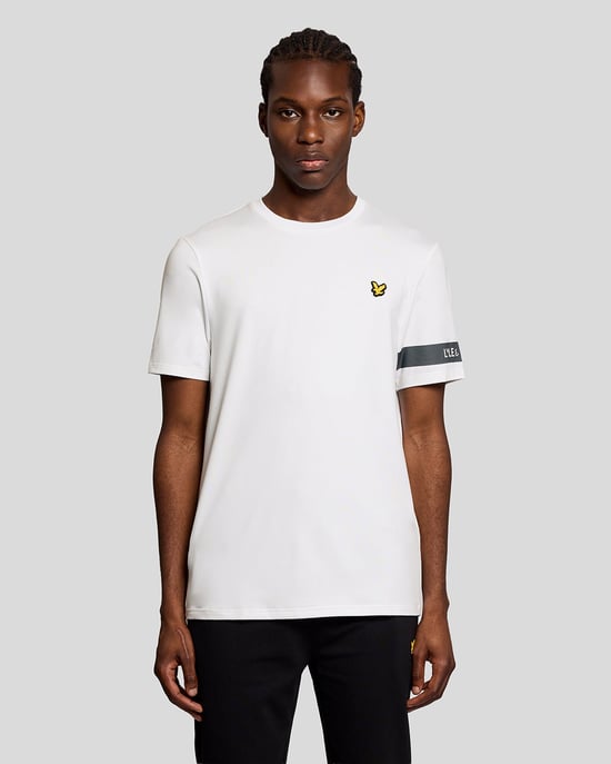 Sport-T-Shirt mit Ärmel-Details - Image 1