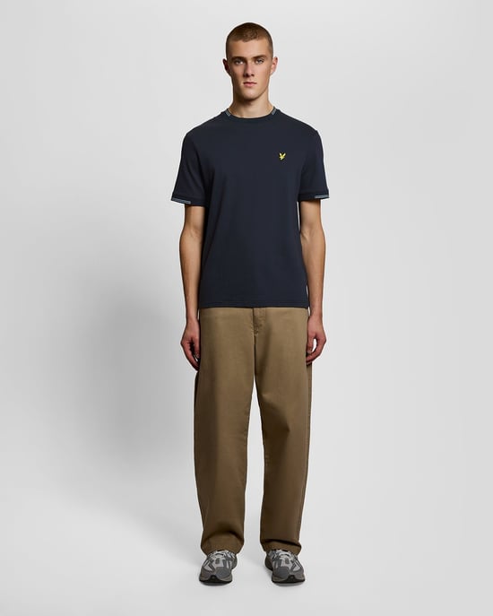 Fein gewobenes T-Shirt mit Baumwollspitzen - Image 2