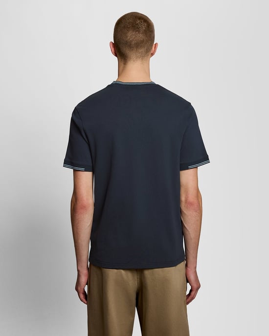 Fein gewobenes T-Shirt mit Baumwollspitzen - Image 4