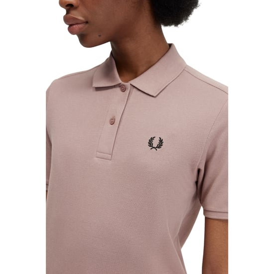 Fred Perry Poloshirt Mit Schwarzem Logo In Dunkelrosa - Image 4