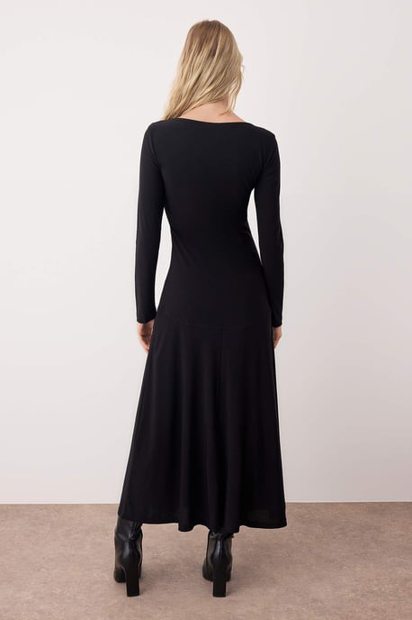 Langes, flaches A-Linien-Maxikleid für Damen, sowohl für Tag als auch für Nacht - Image 3