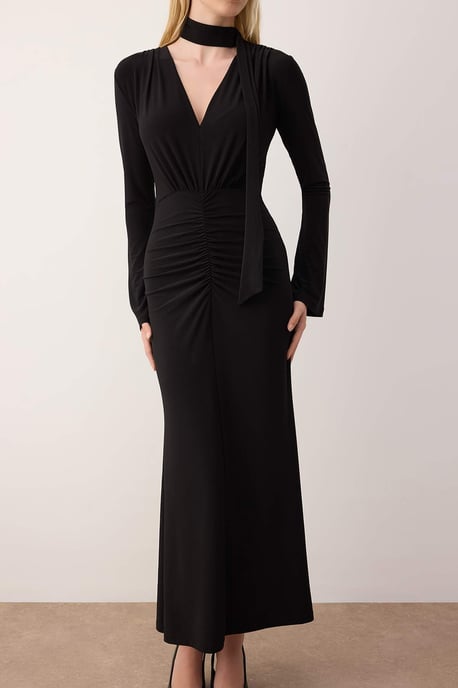 Elegantes, langes, figurbetontes Maxikleid für Damen – perfekt für den Abend. - Image 2