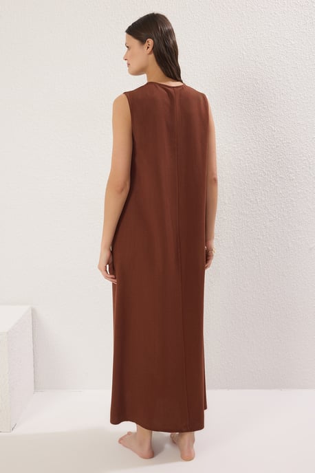 Gerades, figurbetontes Maxi-Strandkleid für Damen - Image 3