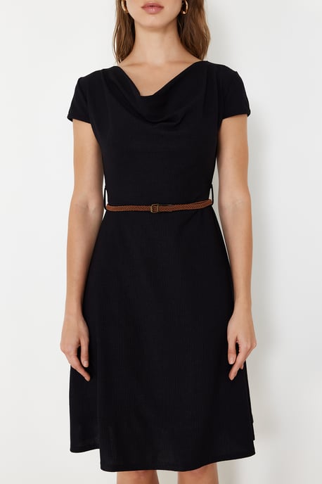Langes, gerades Damen-Midikleid mit ausgestelltem Saum für Freizeit und Alltag - Image 3