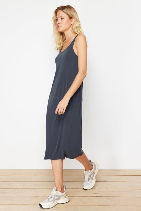 Graues, gerades, ärmelloses Midikleid für Damen, lässig/alltagstauglich - Image 4