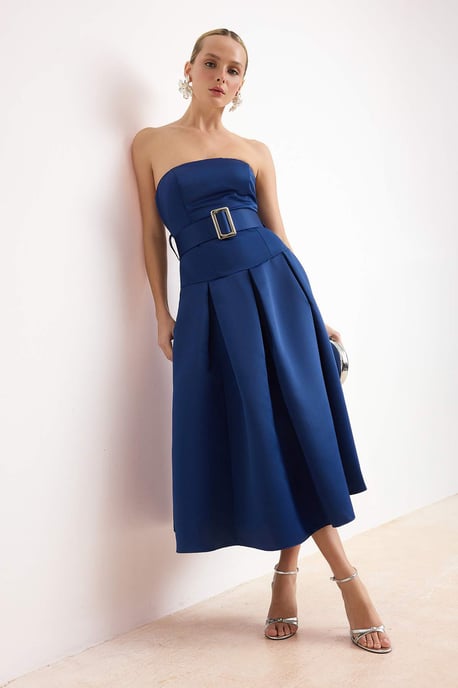 Damen marineblaues, flaches, ärmelloses Midi-Kleid im schicken/Nacht-Skater-Stil - Image 1