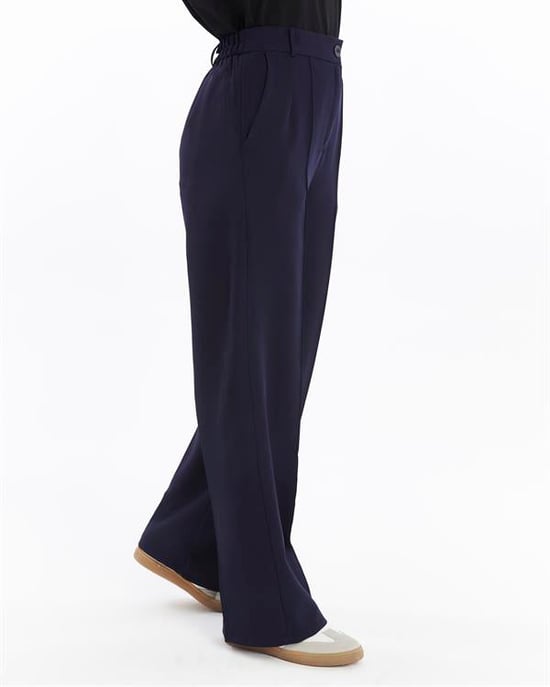 Damen Doppelt Krepp Grasnaht Detailed Mit Taschen Palazzo-Hose Marineblau - Image 3
