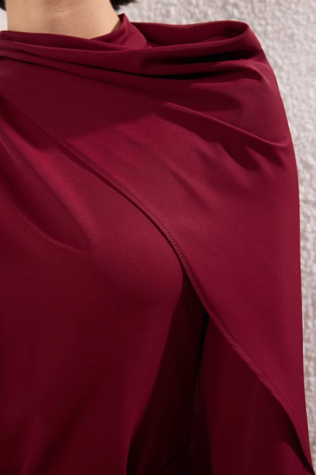 Burgunderrotes, gerades, langes, elegantes/normales, dezentes Abendkleid für Damen - Image 2