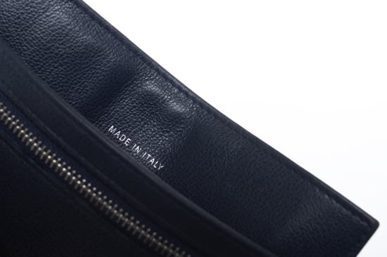 Chanel, blaue Ledergeldbörse mit Reißverschluss und Kartenfach - Image 3