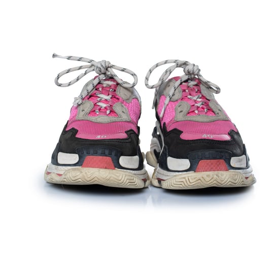Balenciaga Triple S Sneaker in Pink - Image 4