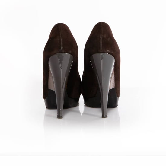 Yves Saint Laurent, Wildlederpumps mit architektonischem Absatz - Image 2