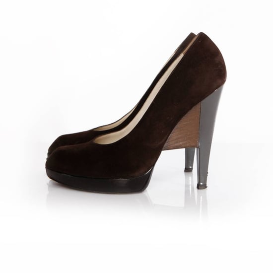 Yves Saint Laurent, Wildlederpumps mit architektonischem Absatz - Image 3