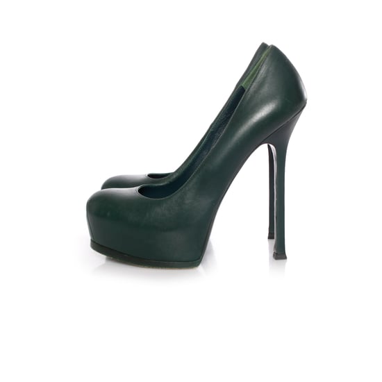 Yves Saint Laurent, grüne Tribtoo Plateau-Pumps aus Leder. - Image 2