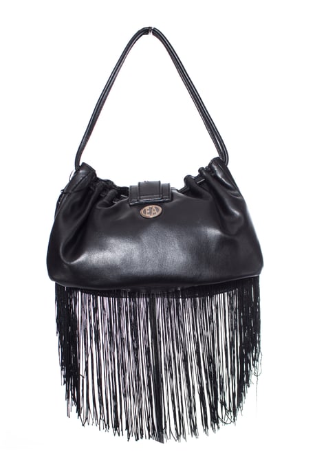 Emporio Armani, Vintage schwarze Lederhandtasche mit Fransen. - Image 2