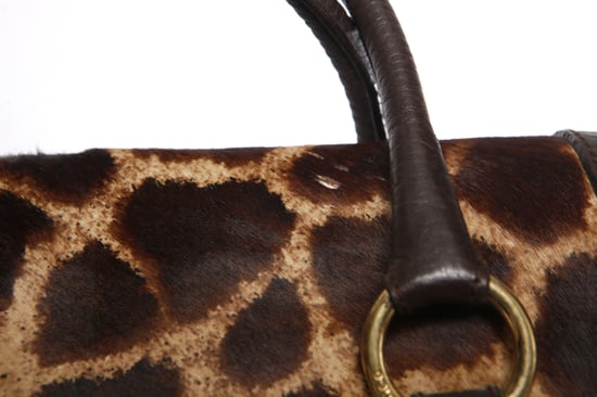 Dolce & Gabbana, Handtasche aus braunem Leder mit Giraffenmuster aus Kalbsfell. - Image 6