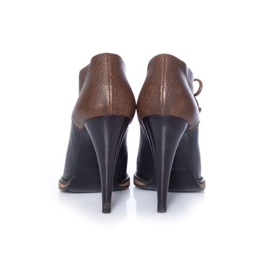 Balenciaga, Khaki/schwarze Leder-Schnürstiefeletten. - Image 5