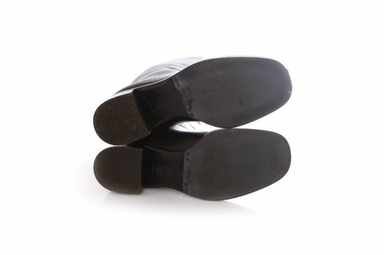 Prada, schwarze Stiefel aus genarbtem Leder. - Image 6