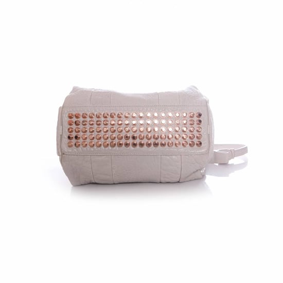 Alexander Wang, hellgraue Rockie-Tasche mit rosafarbenen Nieten. - Image 5