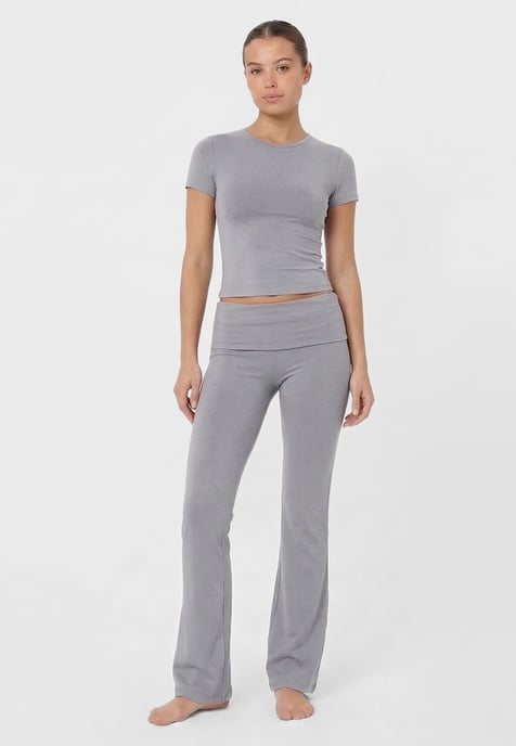 Fold Over Pants GRAU - Image 2