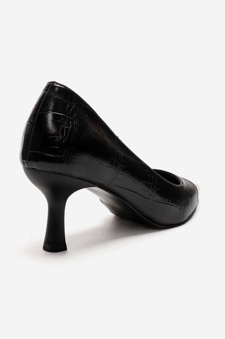 Arel Spitzer Pumps - Image 5